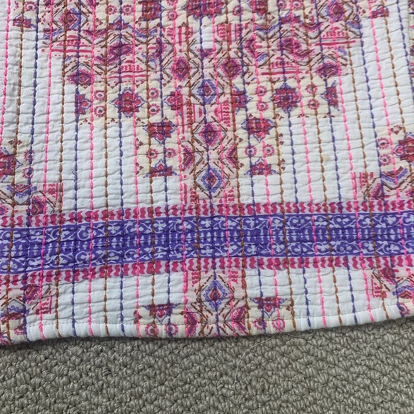 ZARA Womens Jacket‎ Size Small Cream Pink Printed Quilted Vest Sleeveless V-Neck - Picture 3 of 10